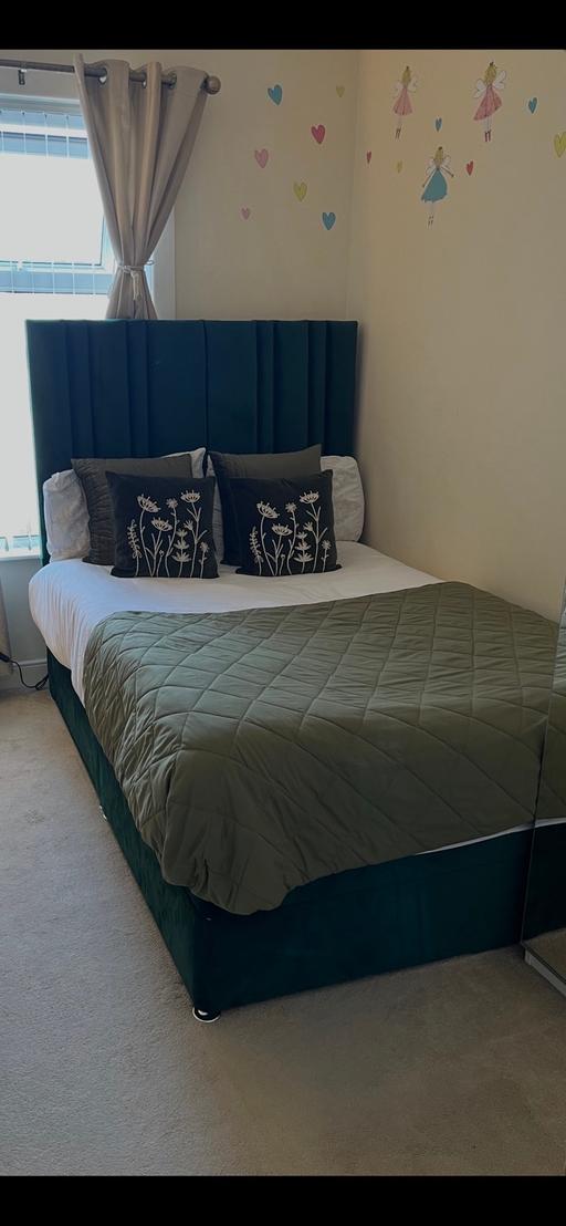 Buy & Sell Blackburn Blackburn with Darwen - Photos for 3/4 bed with mattress