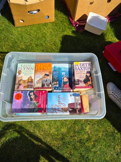 Buy & Sell Thornbury Leeds - Photos for Katie Flynn / Judith Saxton