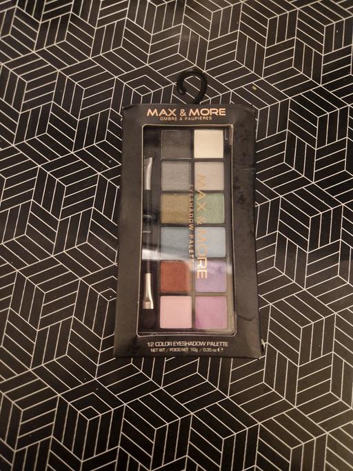 Buy & Sell Aylestone Leicester - Photos for brand new eyeshadow pallet
