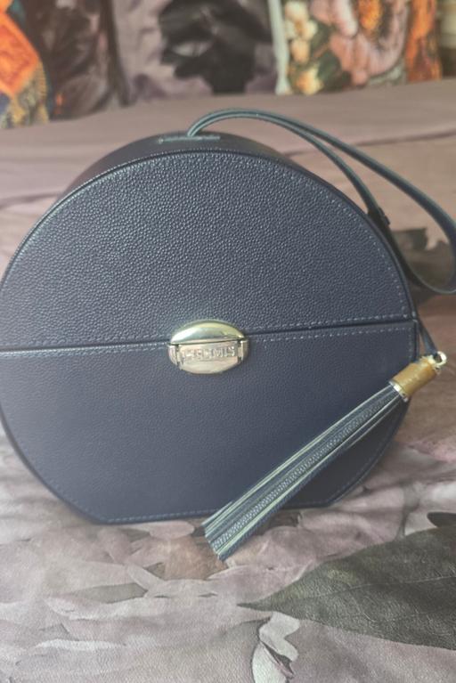 Buy & Sell Cobham Elmbridge - Photos for Designer Elemis Beauty Box - Structured Vanit