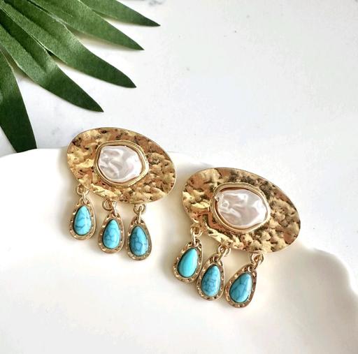 Buy & Sell Cobham Elmbridge - Photos for Boho Hammered Gold Oval Earrings - Faux Pearl