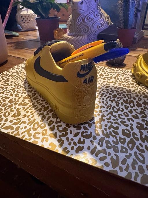 Buy & Sell Bolham Bassetlaw - Photos for Trainer holder unique