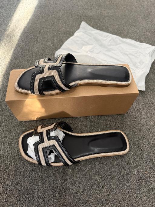 Buy & Sell Upton Park East London - Photos for ‘Maldives’ Cut Out Strap Sandals Brand New