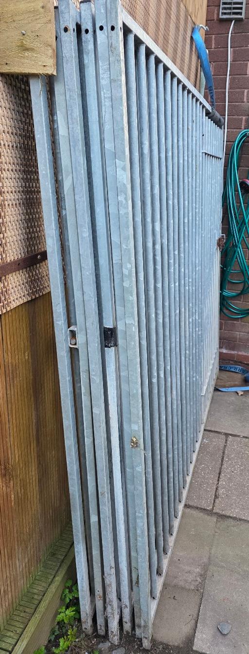 Buy & Sell Pendeford Wolverhampton - Photos for 🔩 Heavy Duty Metal Fence Panels + Double Gat