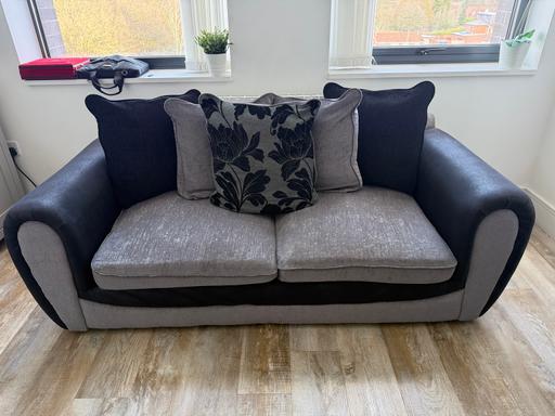 Buy & Sell Sheldon Birmingham - Photos for 2 x 4 seater sofas
