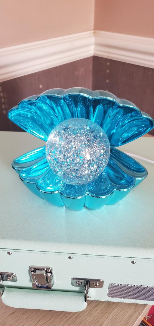 Buy & Sell Longley Sheffield - Photos for colour changing clam shell lamp