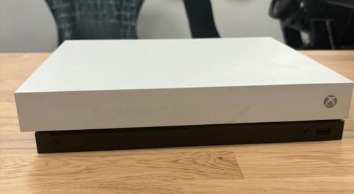Buy & Sell Rubery Birmingham - Photos for Xbox One X 1tb 4k Robot White
