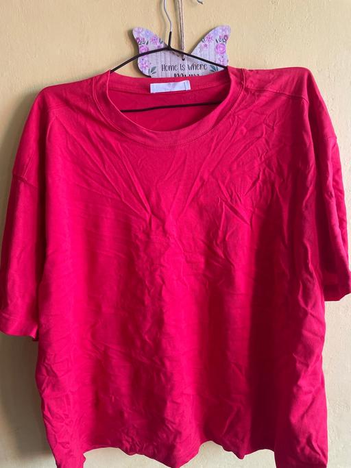 Buy & Sell Kings Heath Birmingham - Photos for Ladies Large TShirt. Size Large. Clearance