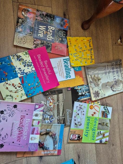 courses Hasbury Dudley - Photos for 10 x Bead Jewellery Making Books