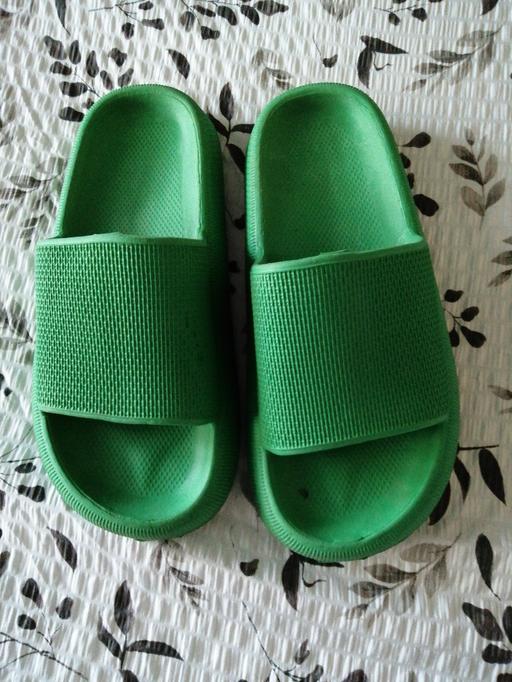 Buy & Sell Wednesfield Wolverhampton - Photos for ladies size *4*