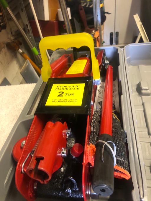 Vehicles Brockmoor Dudley - Photos for Hydronic trolly Jack 2ton