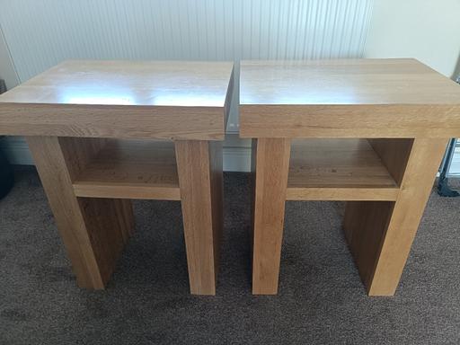 Buy & Sell Hayley Green Dudley - Photos for Oak side tables x 2