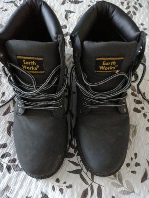 Buy & Sell Wednesfield Wolverhampton - Photos for Men's size *7*