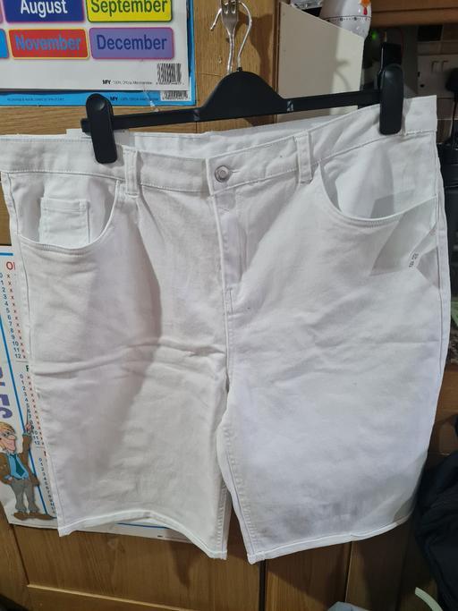 Buy & Sell Chelmsley Wood Solihull - Photos for BNWT ladies white shorts