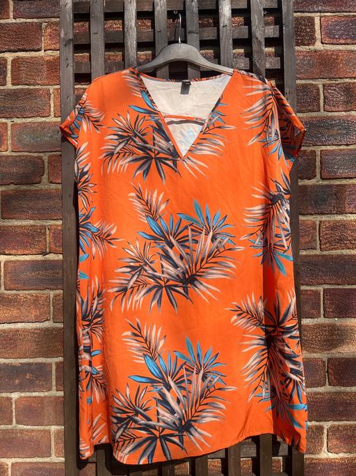 Buy & Sell Conisbrough Doncaster - Photos for Stunning summer top size 18/20 ladies