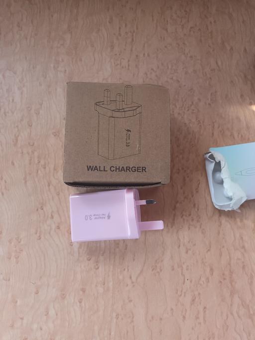 Buy & Sell Wibtoft Rugby - Photos for Wall charger pack.of 2