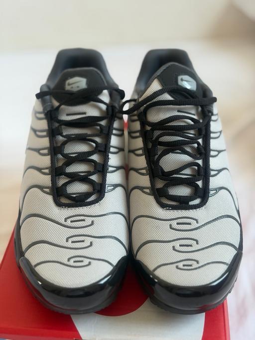 Buy & Sell Saint Andrew`s Hull - Photos for Nike Tn