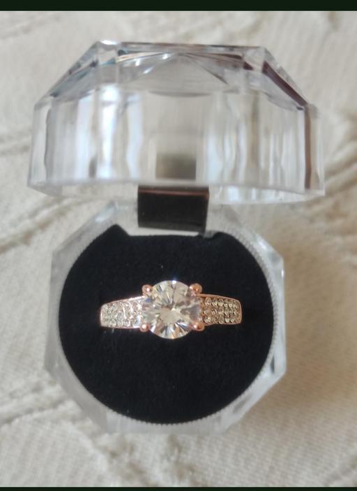 Buy & Sell Grafton Street Industrial Estate West Northamptonshire - Photos for New beautiful rose gold ring