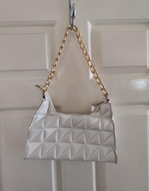 Buy & Sell Grafton Street Industrial Estate West Northamptonshire - Photos for Small purse