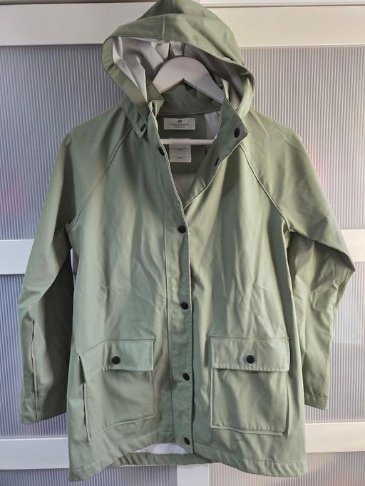 Buy & Sell Weston Point Halton - Photos for Age 10-12 H&M green mac raincoat
