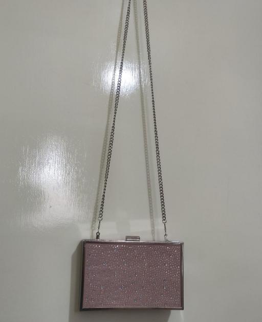 Buy & Sell Grafton Street Industrial Estate West Northamptonshire - Photos for Hand bag