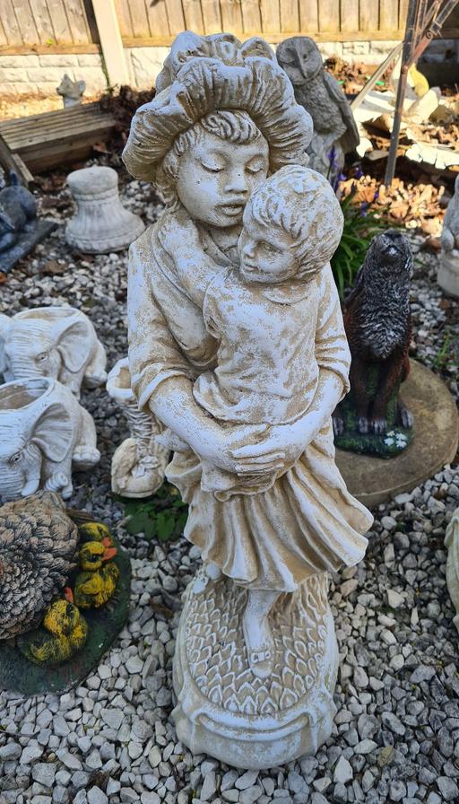 Buy & Sell Moseley Birmingham - Photos for Girl with Baby Statue