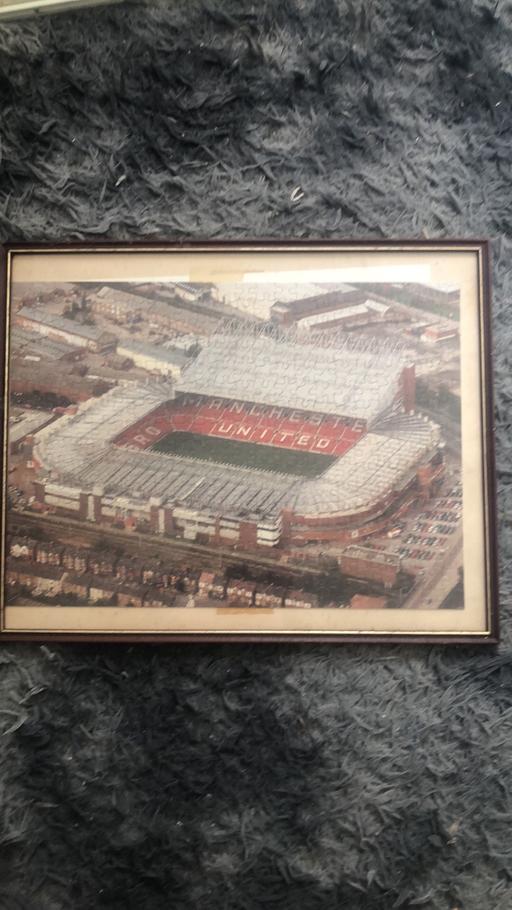 Buy & Sell Demmings Industrial Estate Stockport - Photos for Manchester United framed Jigsaw