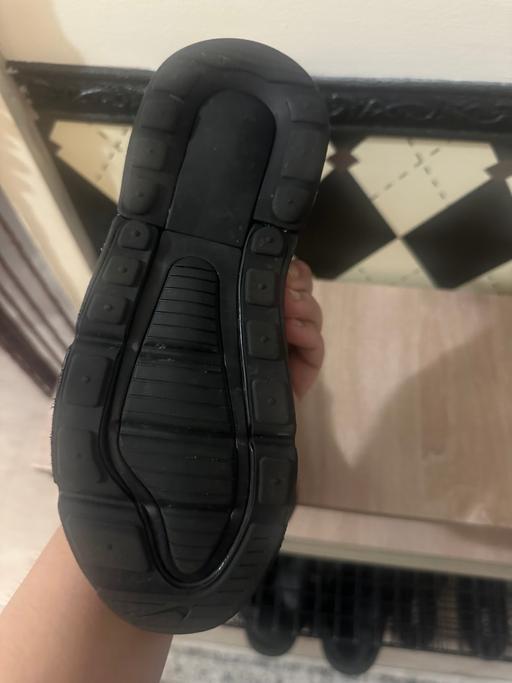 Buy & Sell Whitechapel East London - Photos for Nike Air Max 270 trainers size 1