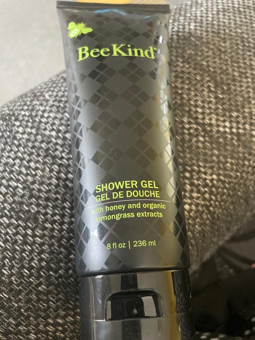 Buy & Sell Kings Heath Birmingham - Photos for New Beekind ShowerGel 236ml