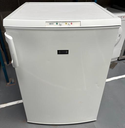 Buy & Sell Pontllanfraith Caerphilly - Wales - Photos for Zanussi Under-Counter Freezer
