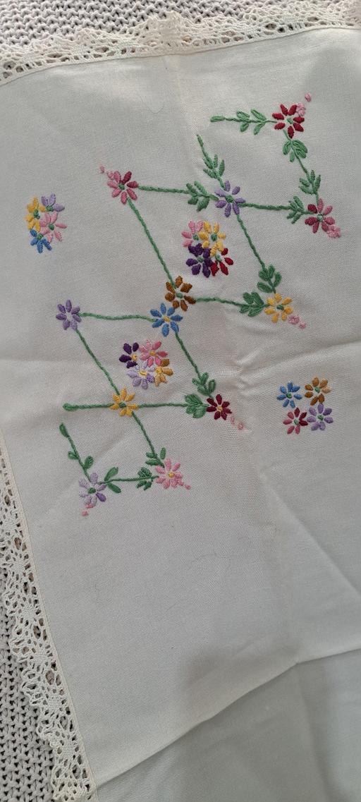 Buy & Sell Four Oaks Birmingham - Photos for Vintage embroidered tablecloth or tray cloth