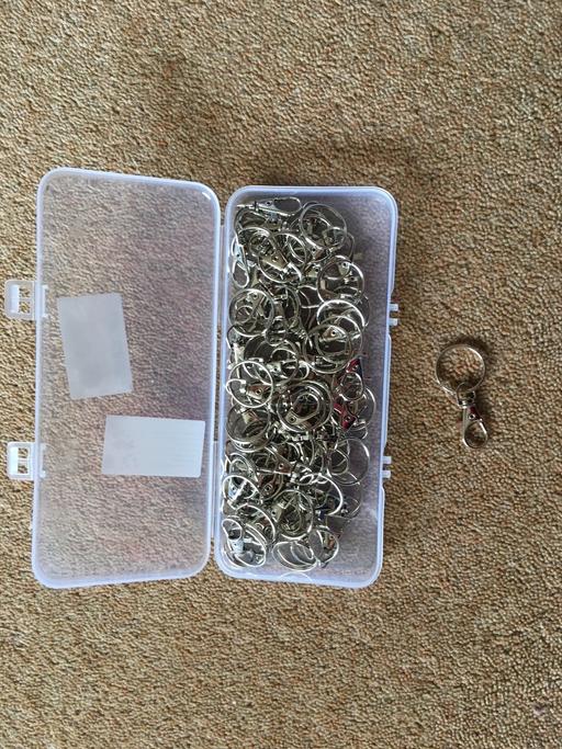 courses Walsall South Staffordshire - Photos for Box of keyring rings