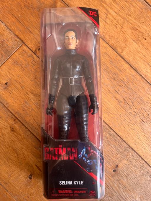Buy & Sell Walton Stafford - Photos for Selina Kyle 12” Batman Action Figure
