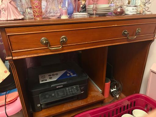 Buy & Sell Bedworth Nuneaton and Bedworth - Photos for Computer/Games Table