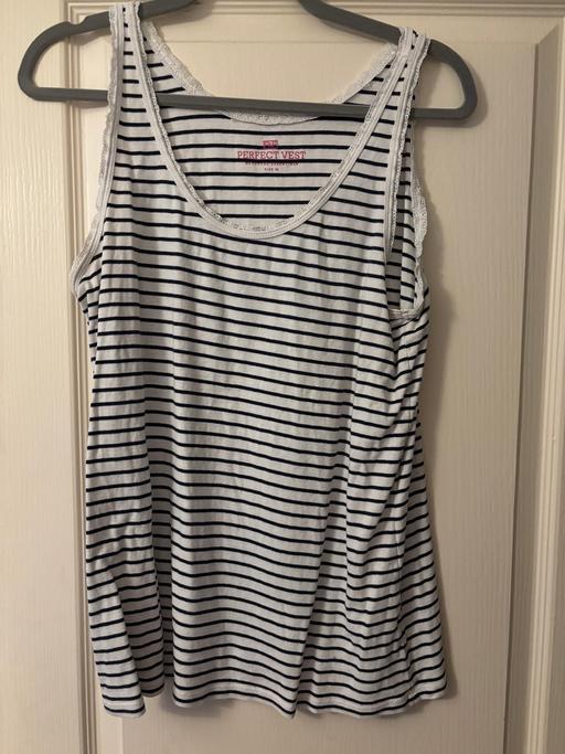 Buy & Sell Gateford Bassetlaw - Photos for Ladies vest top size 22