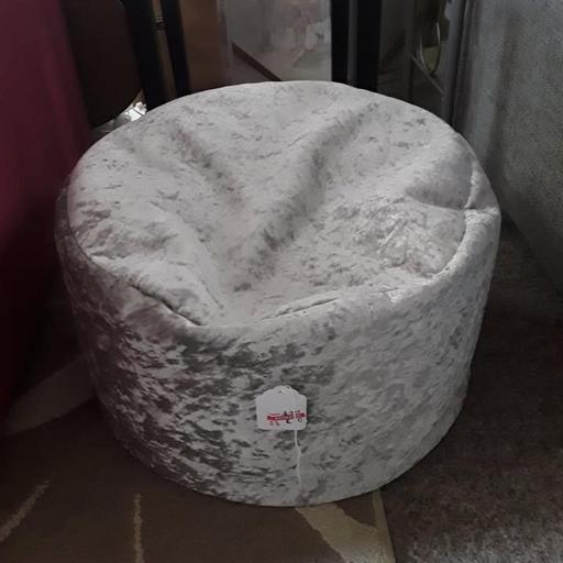 Buy & Sell Saint Pauls Trading Estate Tameside - Photos for Dunelm Grey round velvet pouffe