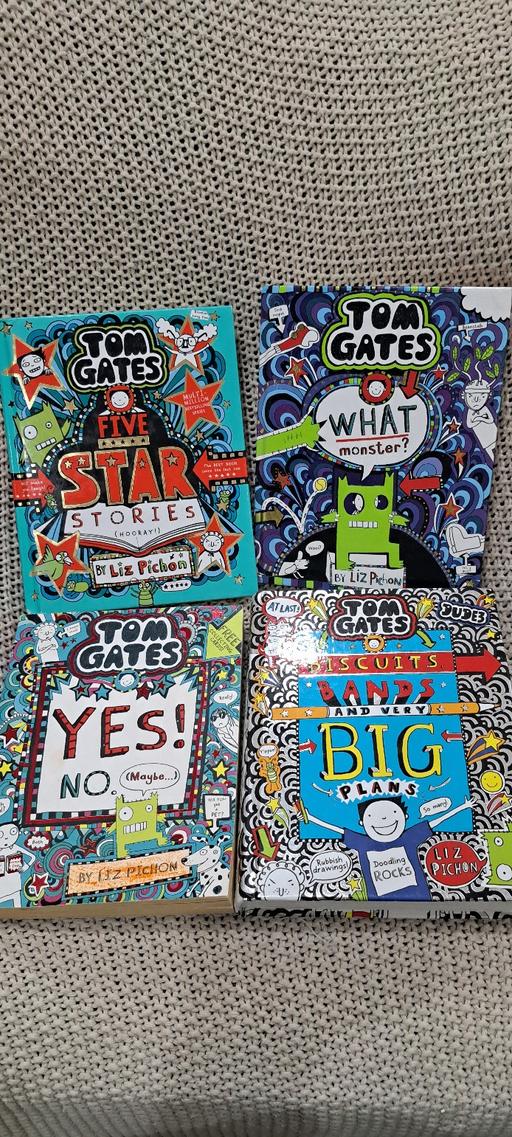 Buy & Sell Sutton Coldfield Birmingham - Photos for Tom Gates Books X4