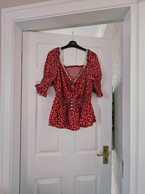 Buy & Sell Newton Doncaster - Photos for Summer top, size 18..like new