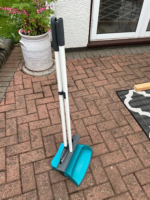 Buy & Sell Hextable Sevenoaks - Photos for Dustpan and brush