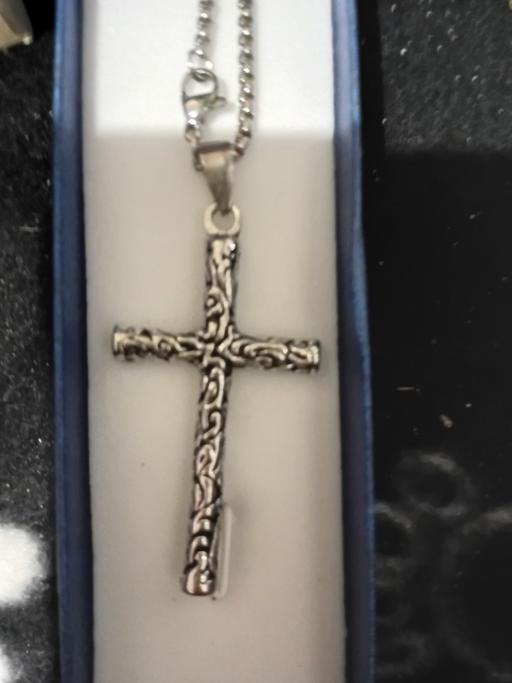 Buy & Sell Rednal Birmingham - Photos for stainles steal cross chain