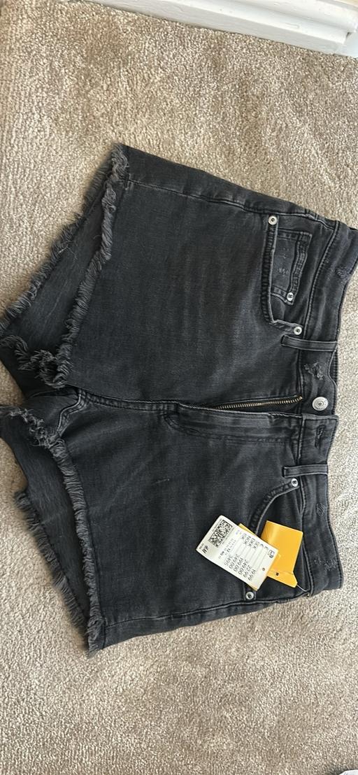 Buy & Sell Maypole Birmingham - Photos for H&M Black shorts size 12