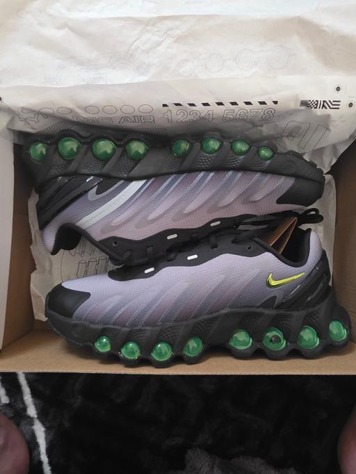 Buy & Sell New Lodge Barnsley - Photos for Nike Air Max Dn8 GS Black/Grey UK5 *BNWT