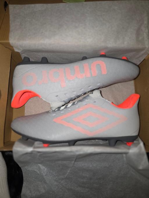 Buy & Sell New Lodge Barnsley - Photos for Umbro Velocita Mateix 1.0 football boots UK11