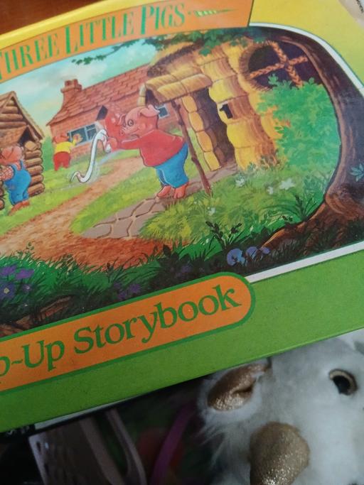 Buy & Sell Hurst Business Park Dudley - Photos for pop up books 3