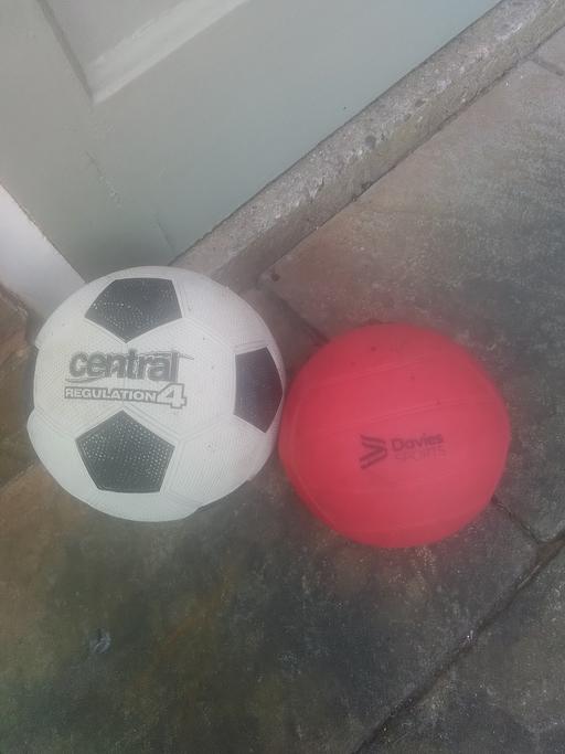 Buy & Sell Streetly Walsall - Photos for TWO FOOTBALLS WANT BLOWING UP