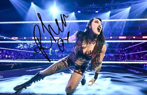 Buy & Sell Temple Central London - Photos for Signed rhea ripley phot 6x4