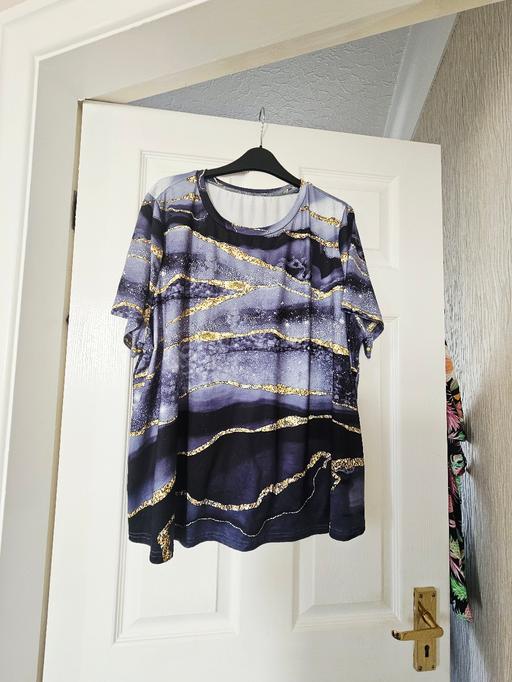 Buy & Sell Newton Doncaster - Photos for Ladies Tshirt, size 2XL..about a size 20