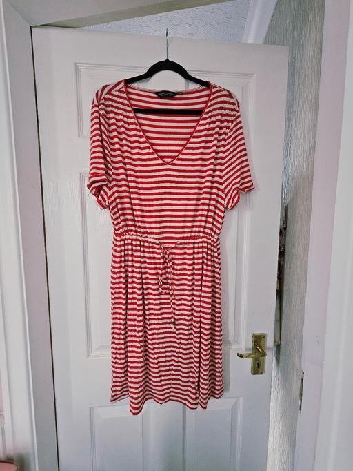 Buy & Sell Newton Doncaster - Photos for Dorothy Perkins Dress, size 16..like new