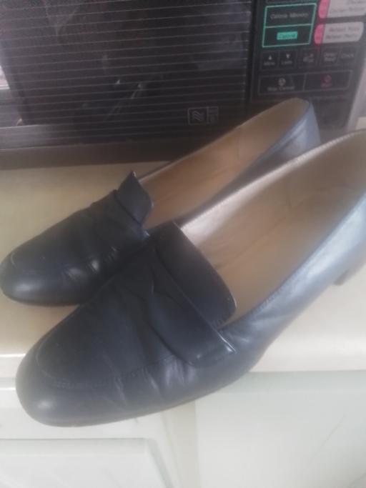 Buy & Sell Streetly Walsall - Photos for M/S NAVY COURT SHOES