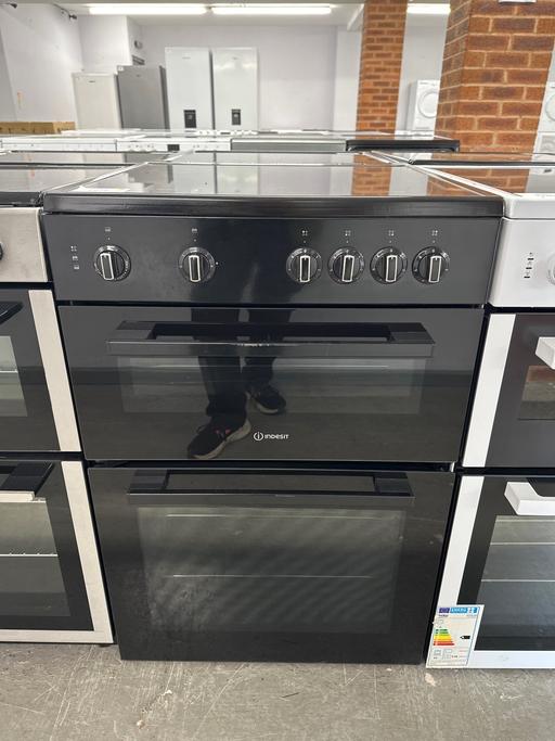 Buy & Sell Park Village Wolverhampton - Photos for Indesit 60cm Ceramic Hob Electric Cooker